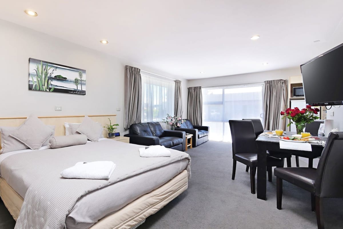 Egyptian cotton sheets, premium bedding, Select Comfort beds