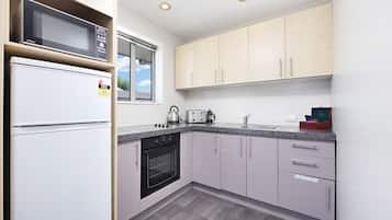 Two Bedroom Apartment with 2 bathrooms | Private kitchen