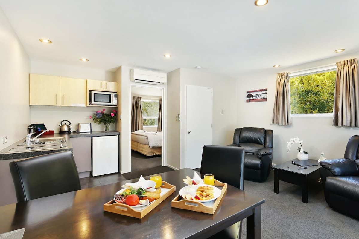 Appartement Deluxe, 1 chambre, cuisine | Vue de la chambre
