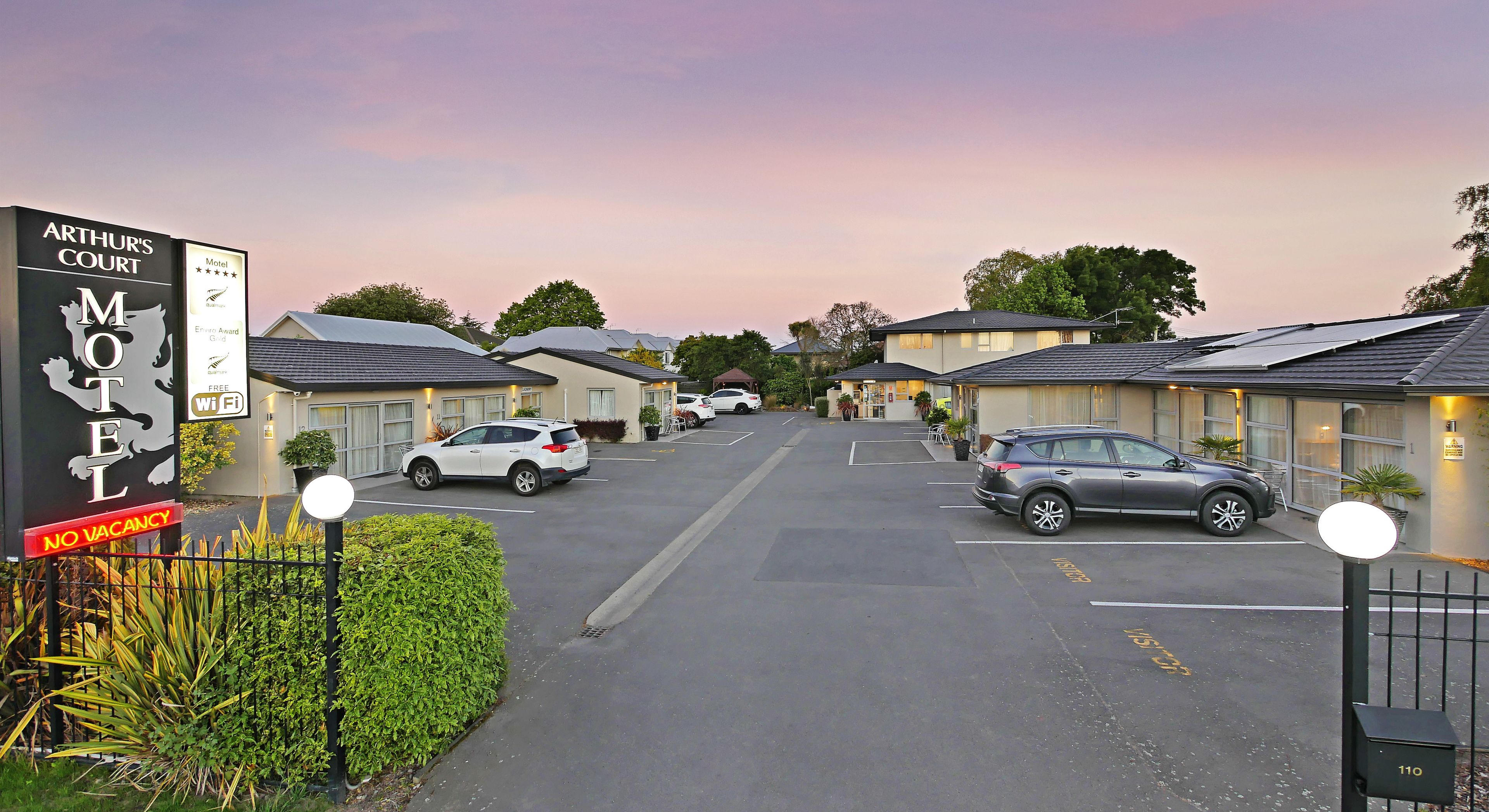 Foto - Arthur's Court Motor Lodge