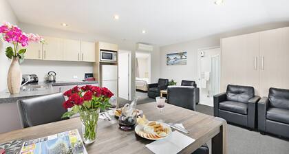 Arthur's Court Motor Lodge