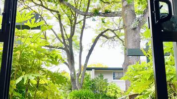 One Bedroom King Twin Suite - Prepaid | Terrace/patio