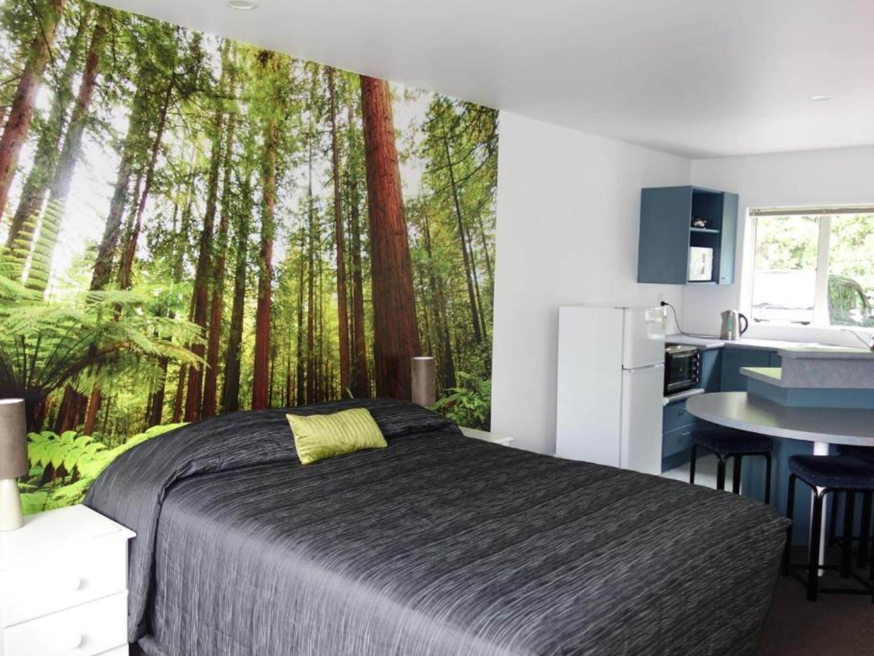 Photo - Northwood Motor Lodge