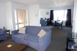 Living area - Northwood Motor Lodge (Christchurch)