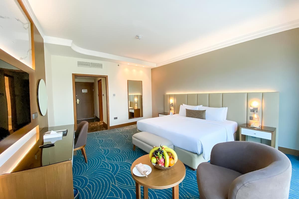 Premium King Room