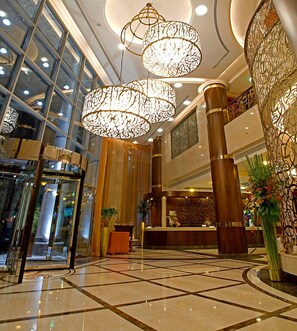 Lobby - DoubleTree by Hilton Dubai Port Saeed (Dubai)