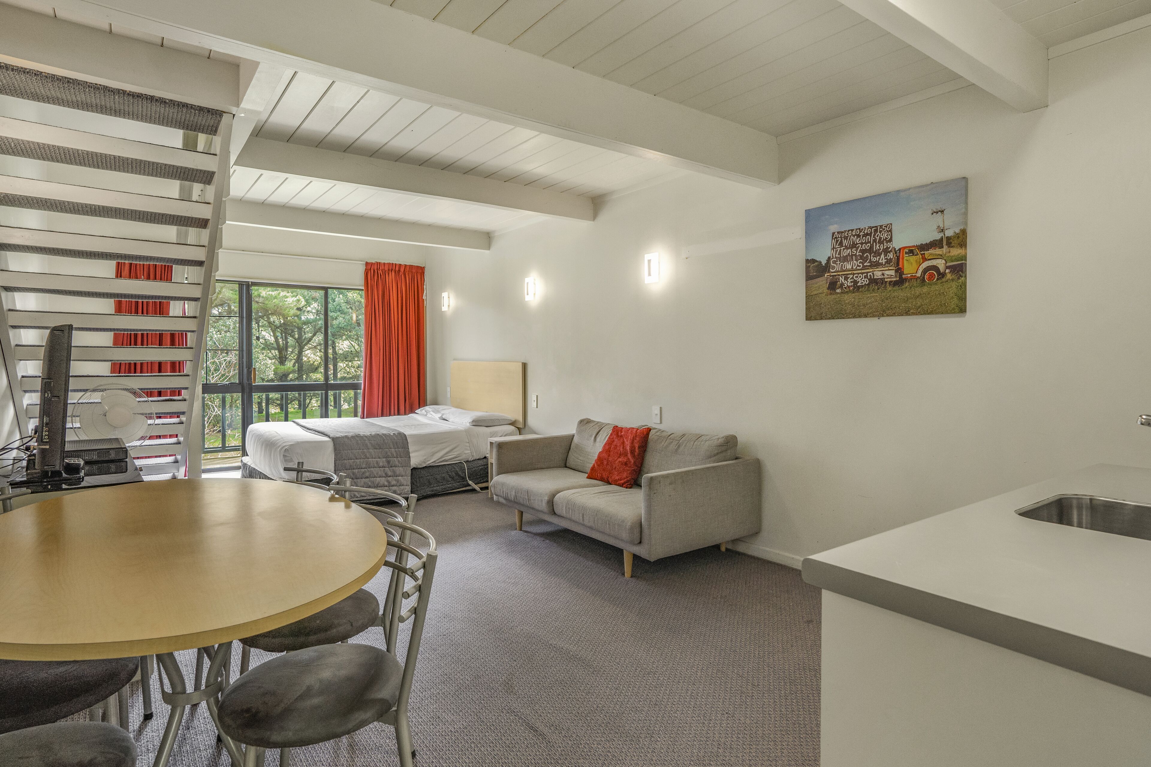 Photo - Capital Lodge Motor Inn