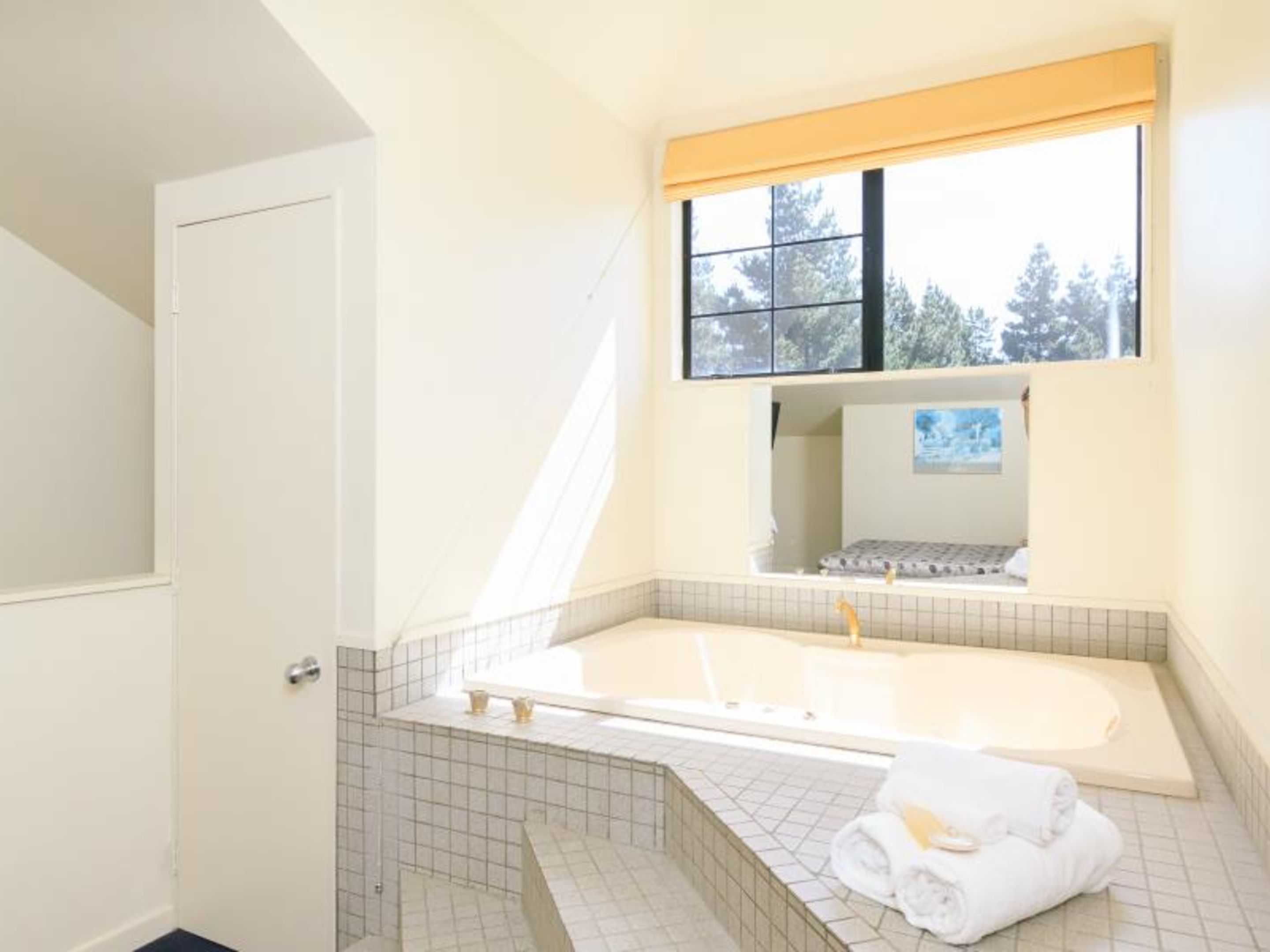 Photo - Capital Lodge Motor Inn