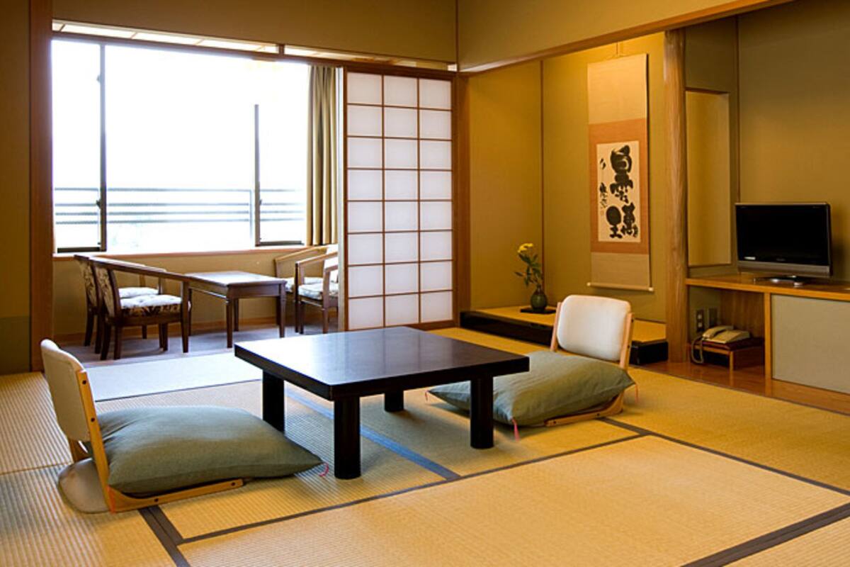 In-room safe, desk, free cots/infant beds, free WiFi