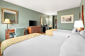 غرفة ديلوكس - سريران كبيران - لغير المدخنين | مكتب وستائر تعتيم ومكواة/لوح كي وأسرّة قابلة للطي