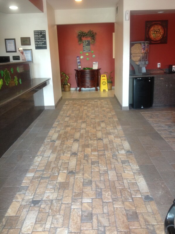 Lobby - Americas Best Value Inn Somerville (Somerville)