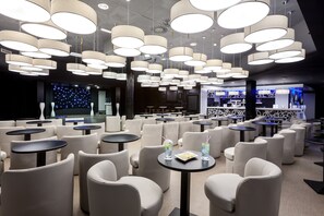 3 bars/lounges, poolside bar - Playaolid Suites and Apartments (Adeje)