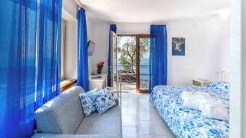 Junior Suite | Una cassaforte in camera, una scrivania, Wi-Fi gratuito, lenzuola