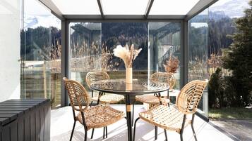 Central Serviced Apartment 2 (Engelbergerstrasse 53, Engelberg, 6390 CH, 700m away from hotel) | Terrasse/Patio