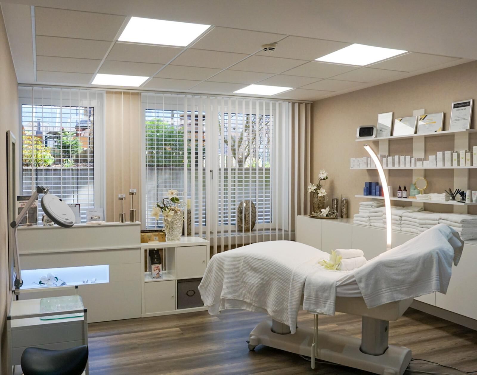 Sauna, 1 treatment room