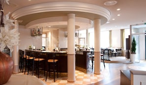 Bar (in der Unterkunft)