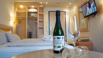 Minibar, in-room safe, desk, soundproofing