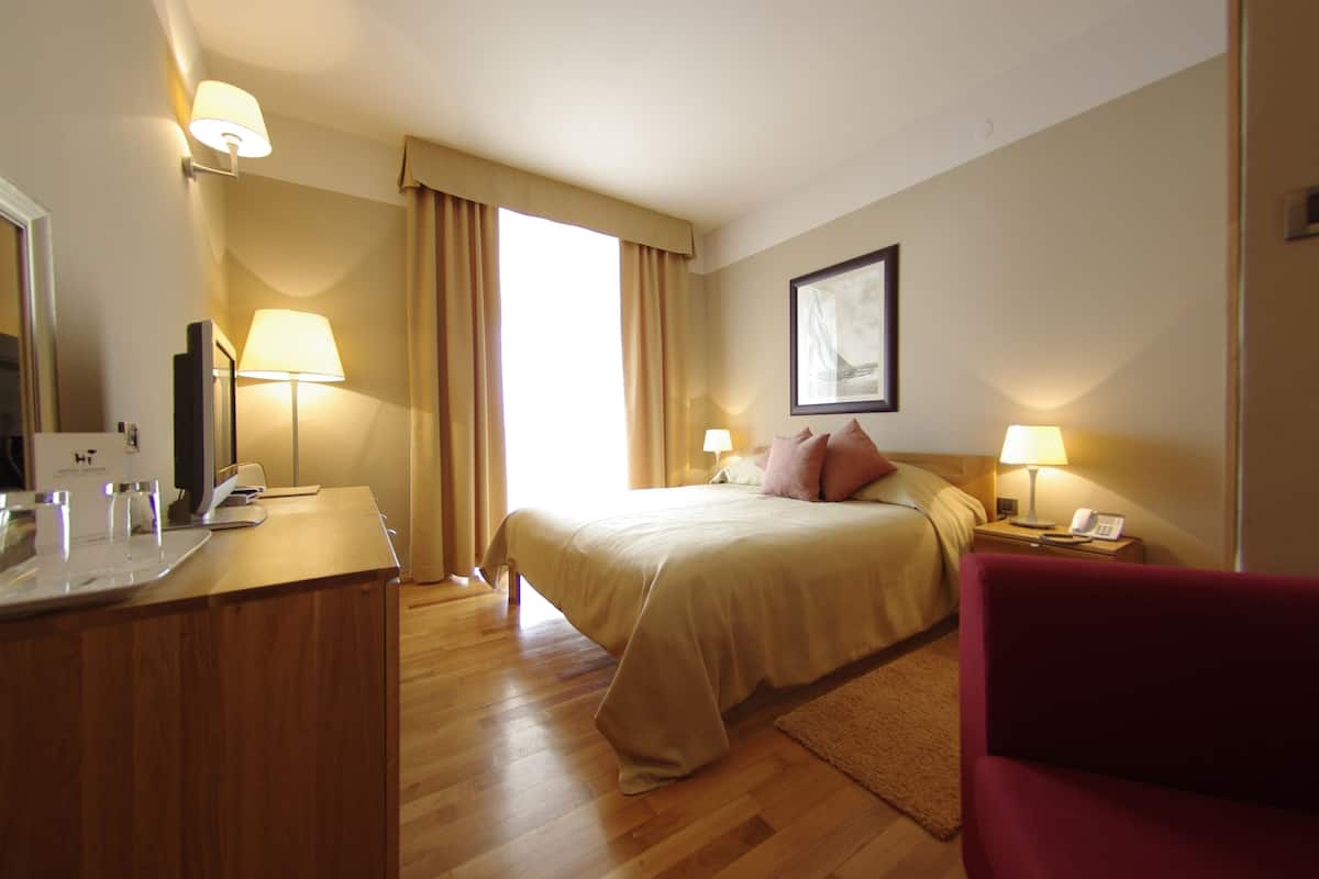 Superior Double or Twin Room | Premium bedding, minibar, in-room safe, desk
