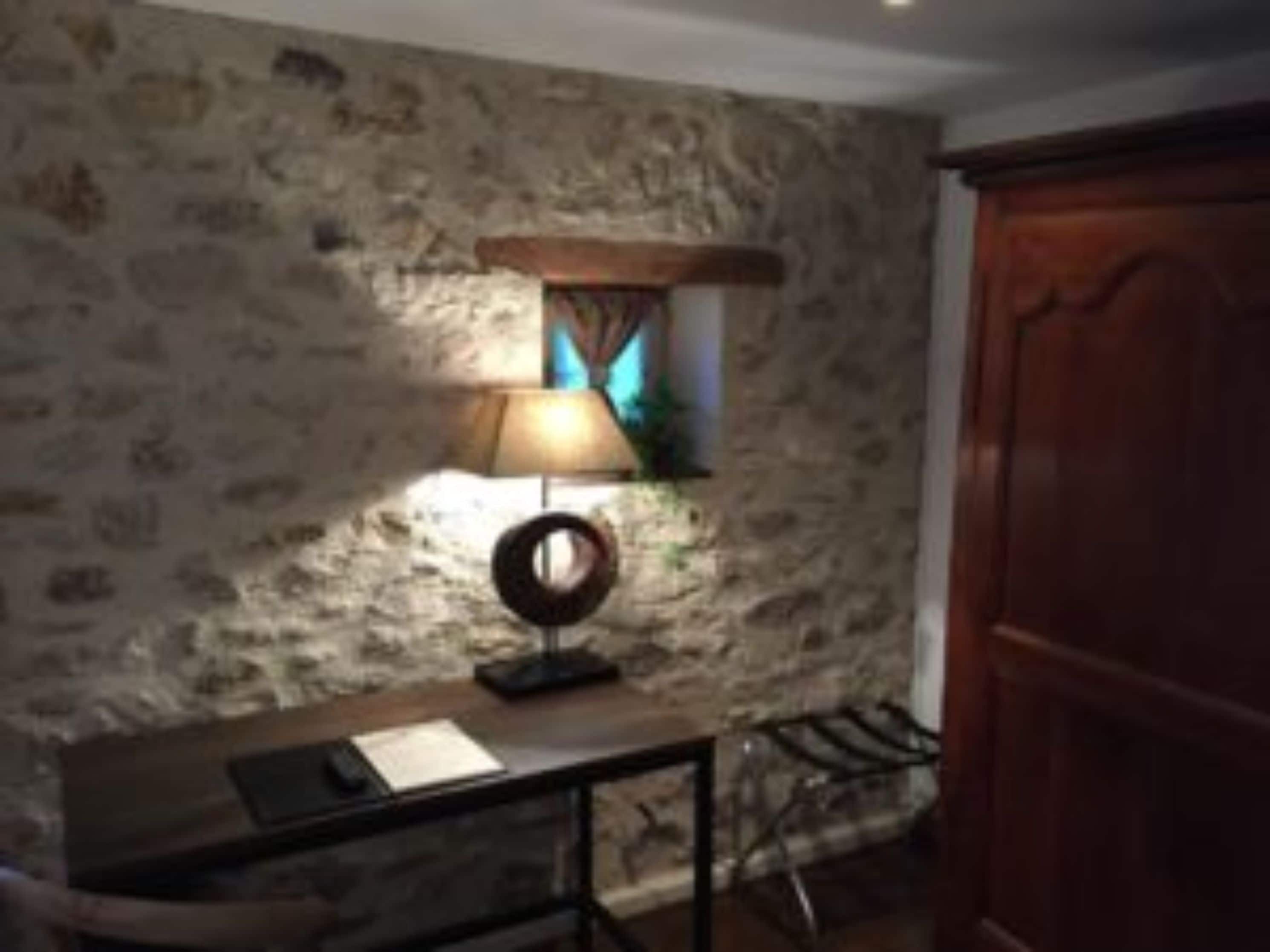 business room | 1 bedroom, premium bedding, minibar, individually decorated