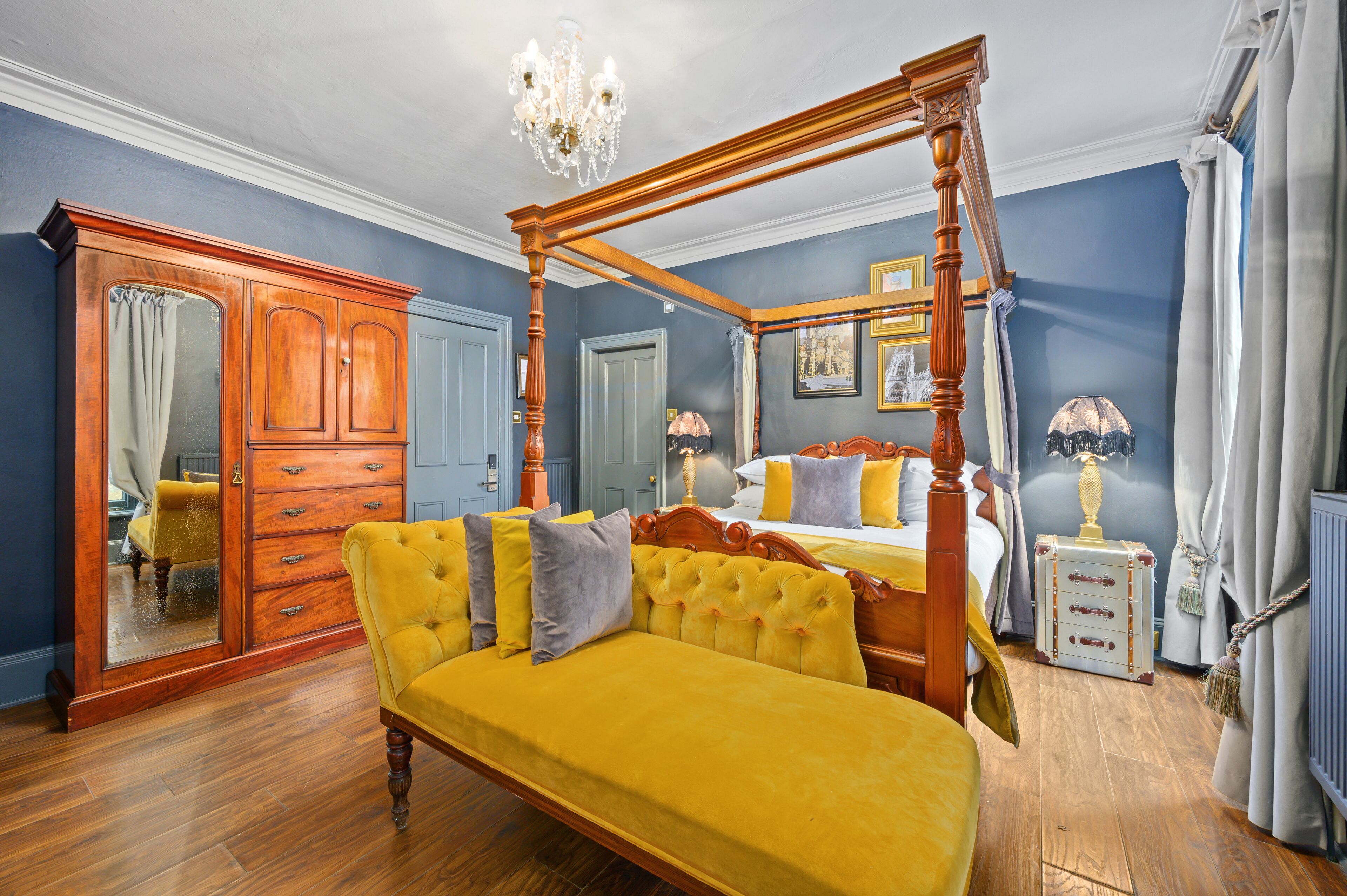 Photo - The Fat Badger