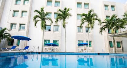 Holiday Inn Express Paraiso Dos Bocas by IHG