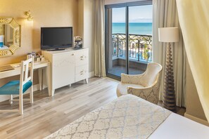 Free minibar, in-room safe, soundproofing, free cots/infant beds - Spice Hotel & Spa All Inclusive (Serik)