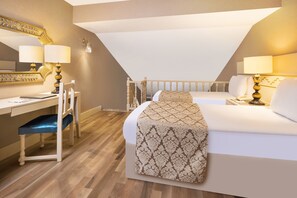 Free minibar, in-room safe, soundproofing, free cots/infant beds - Spice Hotel & Spa All Inclusive (Serik)