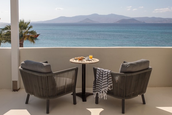Deluxe Suite, Sea View | Beach/ocean view