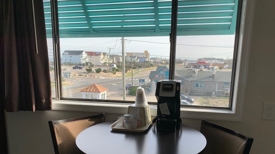 Seahorse Inn and Cottages