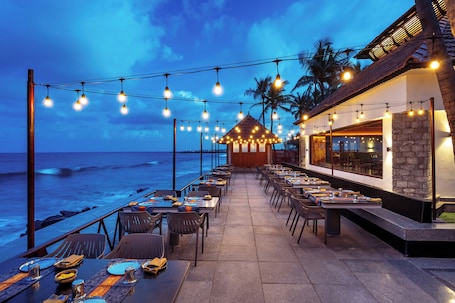 Exterior. MGM Beach Resorts