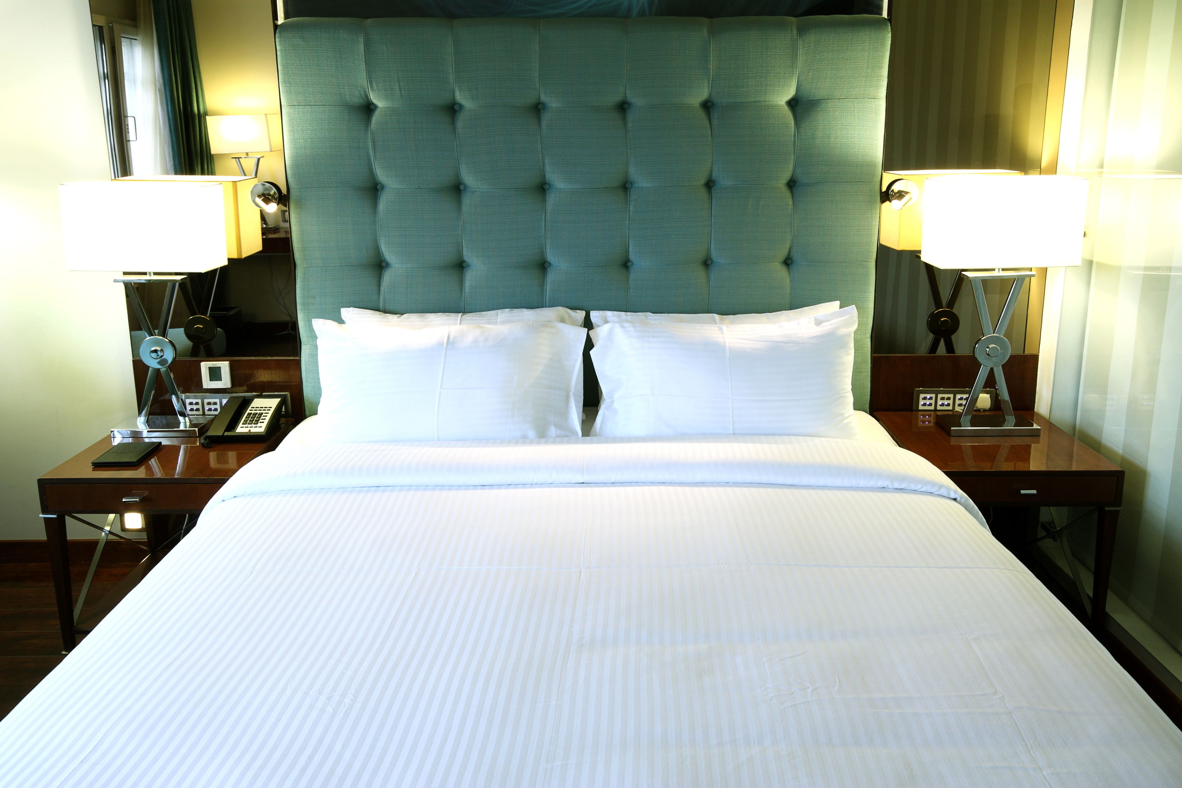 deluxe room | premium bedding, minibar, in-room safe, desk