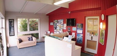 Glacier View Motel