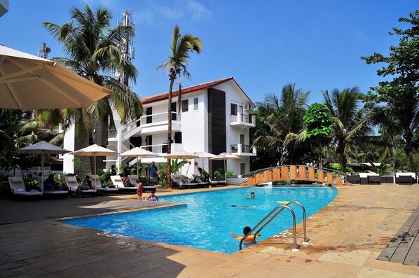 Front of property - Kyriad Prestige Calangute Goa (Calangute)