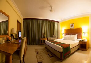 Standard Room | 1 bedroom, premium bedding, memory-foam beds, minibar
