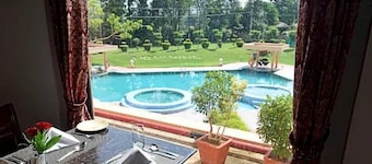 The Gold Palace & Resorts
