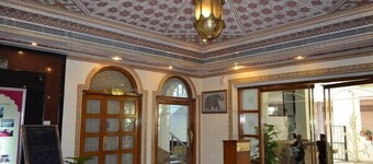 OYO 8412 Hotel Maharani Prime