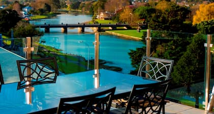 Emerald Hotel