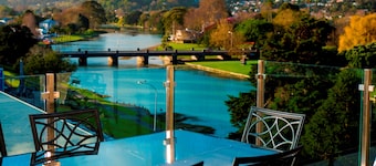 Emerald Hotel