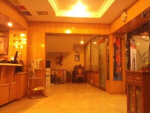 Lobby - Hotel Singh International (New Delhi)