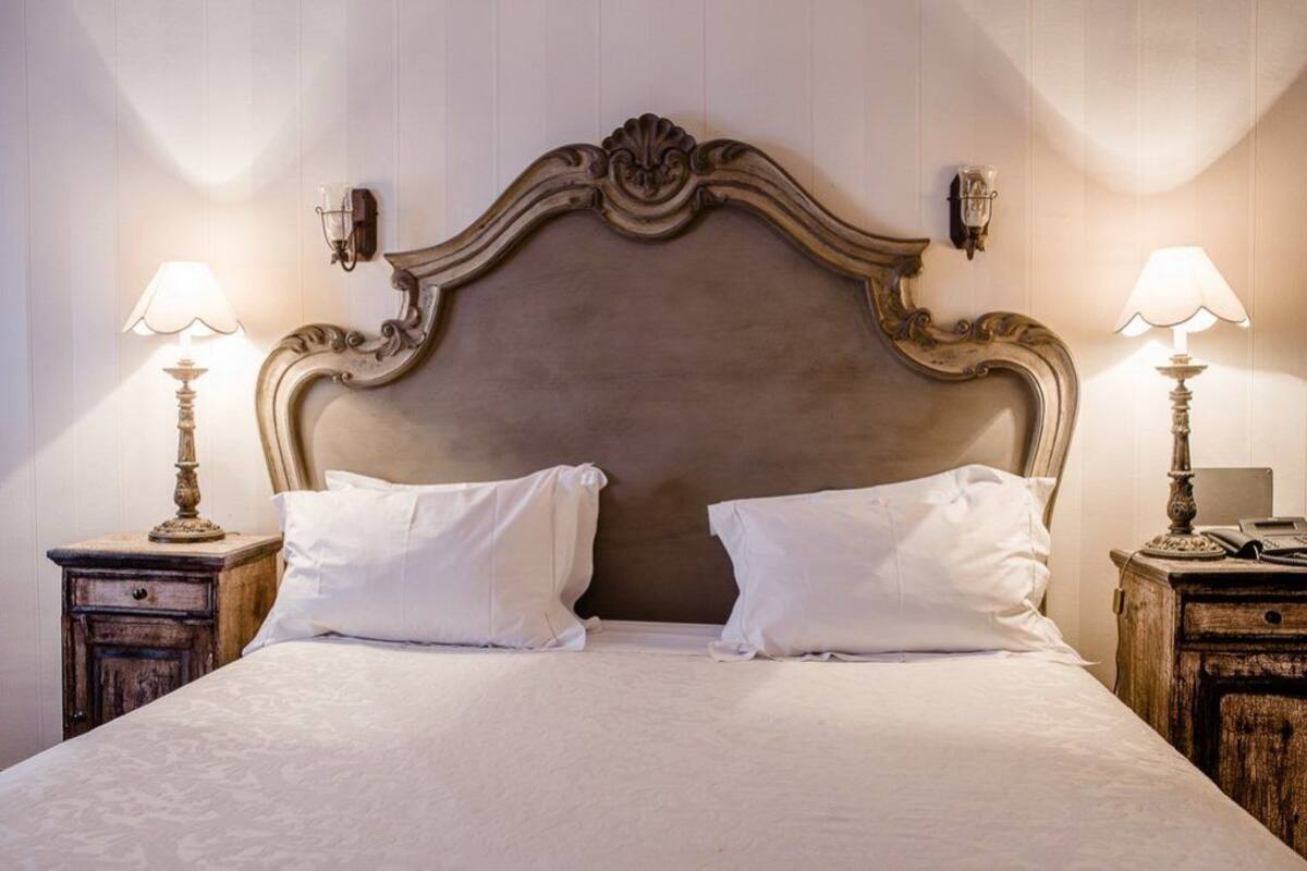 Junior Suite | Desk, blackout curtains, free cots/infant beds, rollaway beds