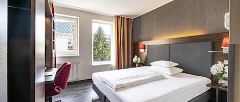 In-room safe, laptop workspace, blackout drapes, soundproofing