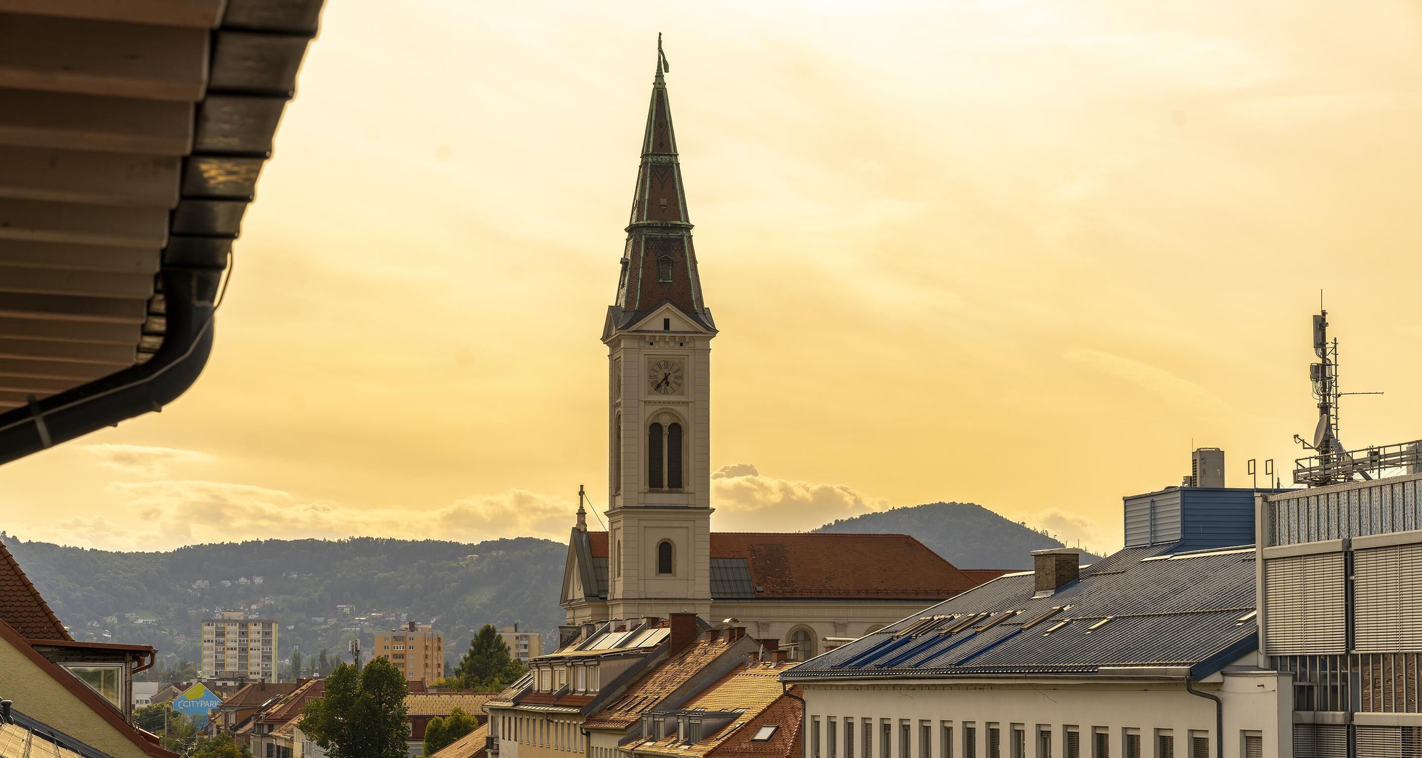 comfort room, multiple beds | view from room