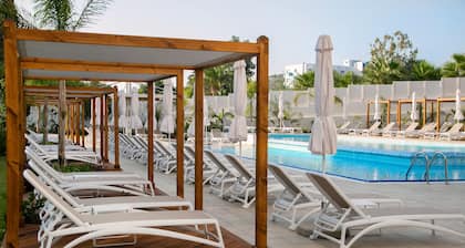 Vangelis Hotel & Suites