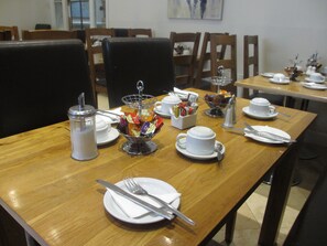 Breakfast area - Belvedere Hotel (London)