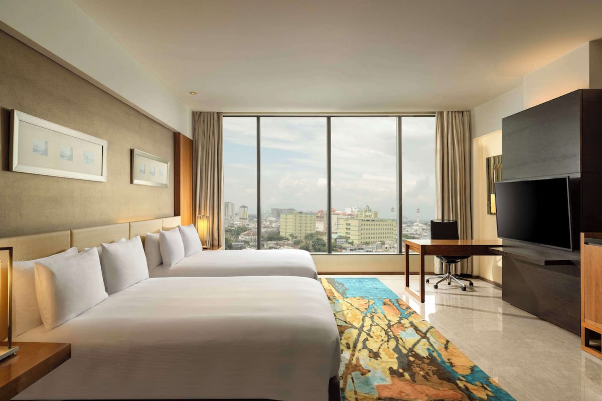 deluxe room, 2 queen beds, city view | city view