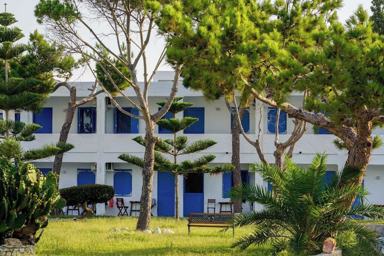 Photo - Lagada Beach Hotel