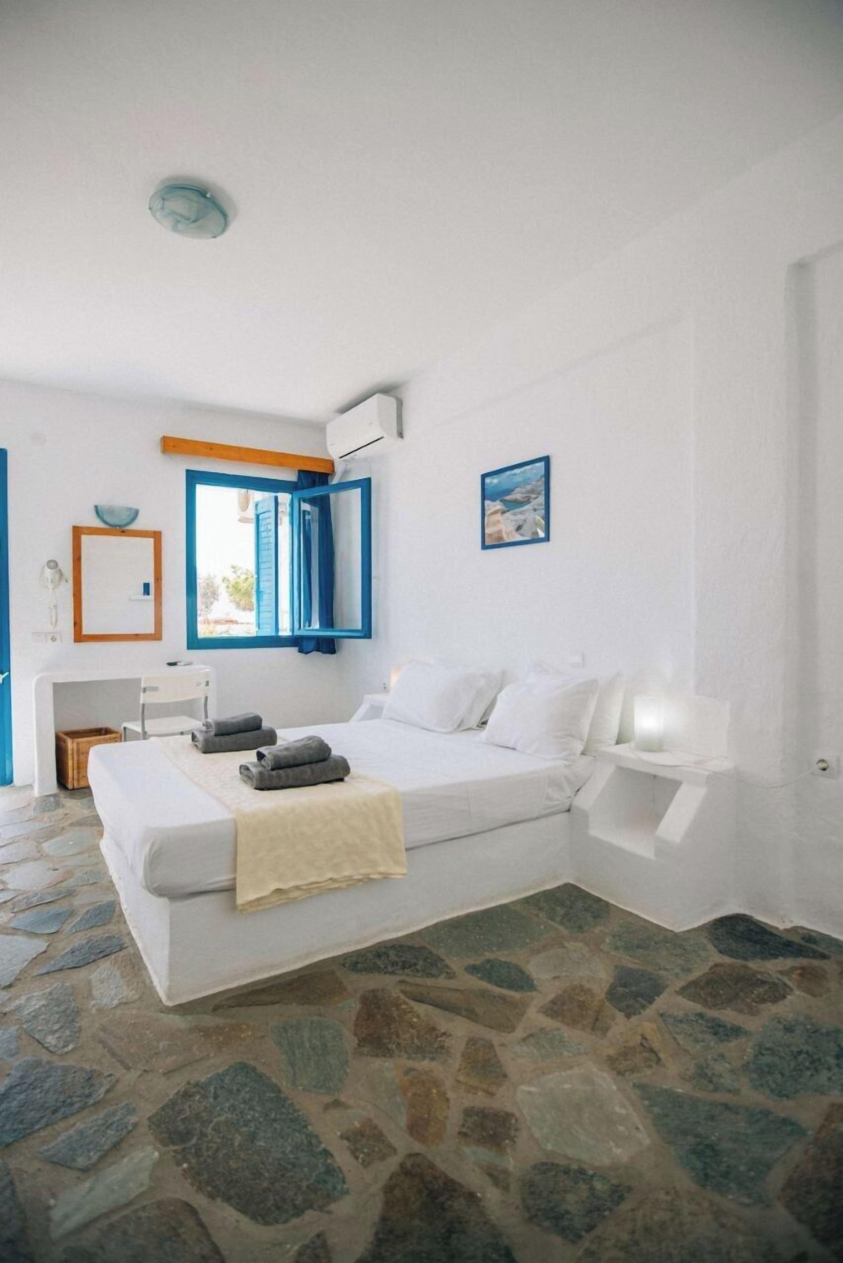 Photo - Lagada Beach Hotel