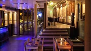 2 quầy bar/khu lounge