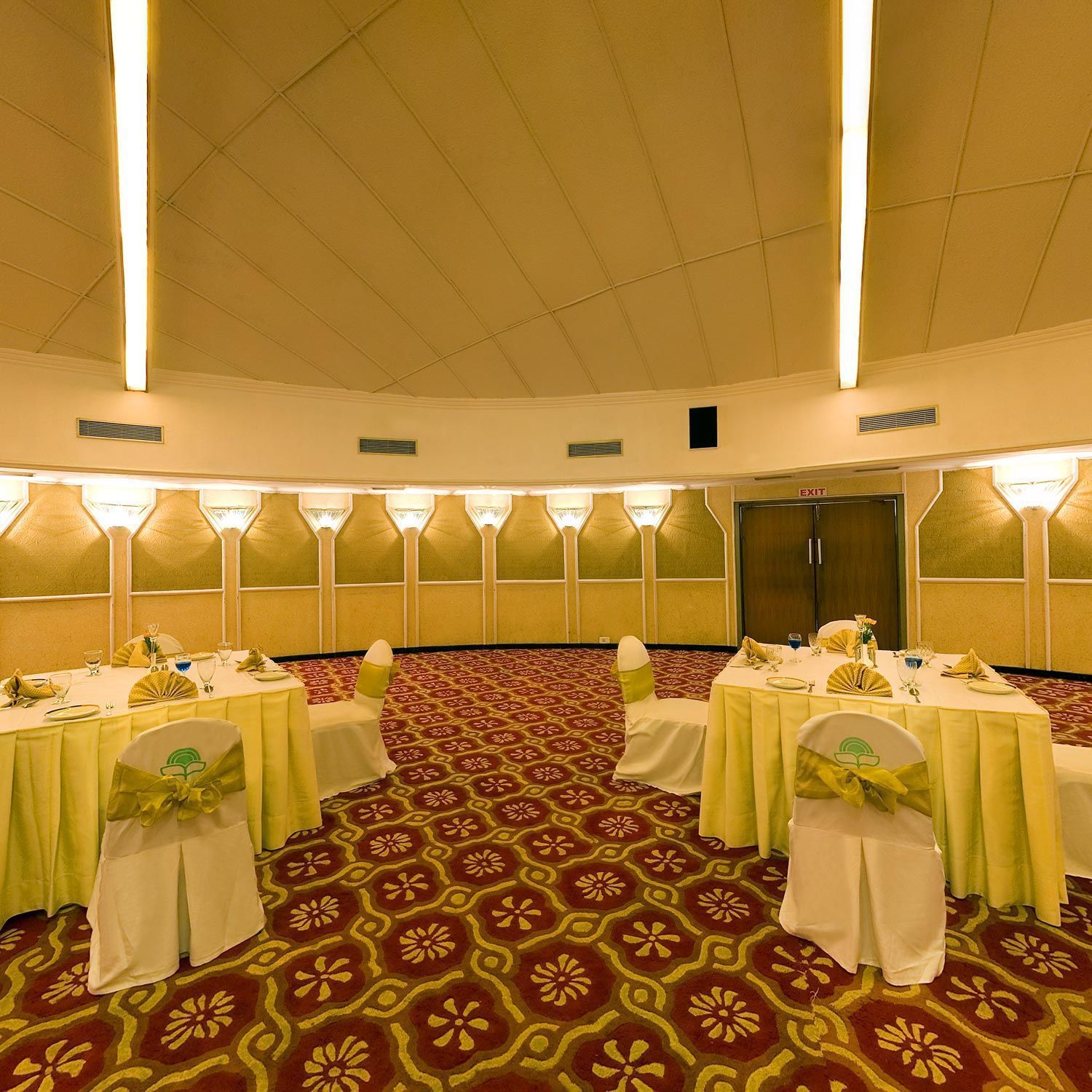 Foto - Savera Hotel