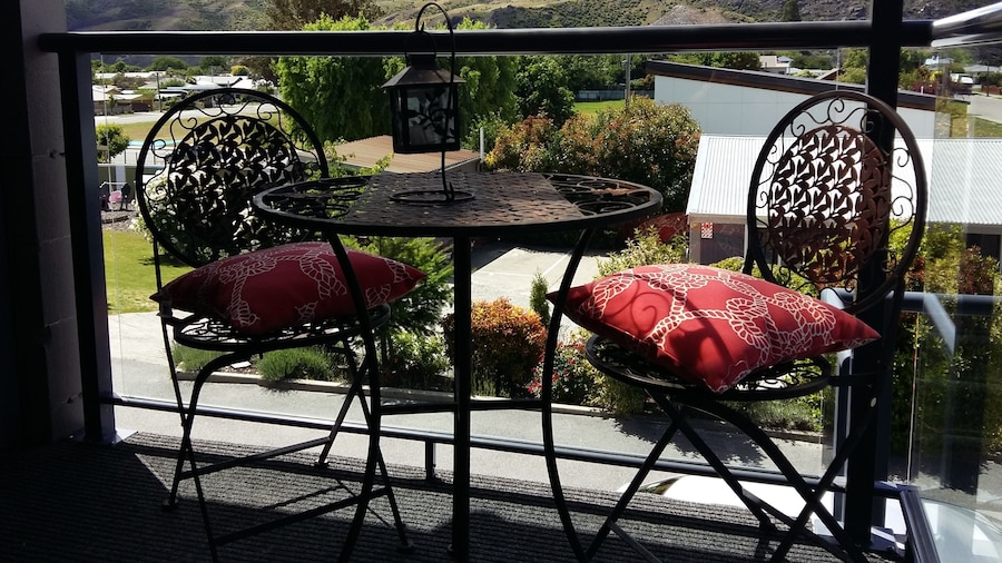 Central Gateway Motel